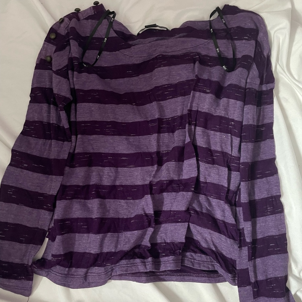 XXI used long sleeve shirt
